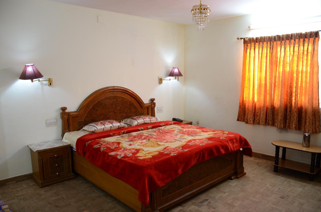 Hotel Vasantham Palace Ooty Eksteriør bilde